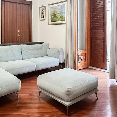アパート 2 Bedroom Pet Friendly In